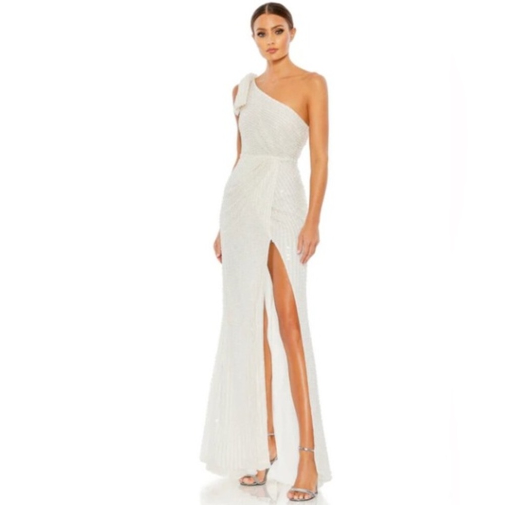 MAC DUGGAL - 
Pearl Embellished Soft Tie One Shoulder Gown - NEW